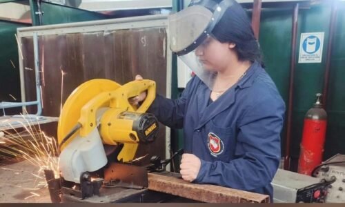 La Municipalidad entregó un Fondo de Fortalecimiento para las escuelas técnicas, agrarias y los centros de formación profesional del distrito